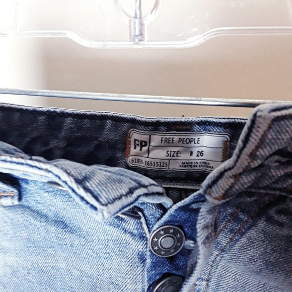 Free People  shorts... - Picture 4 of 8